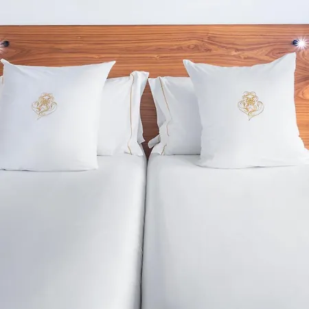 One Shot Aliados Goldsmith Hotel 4*